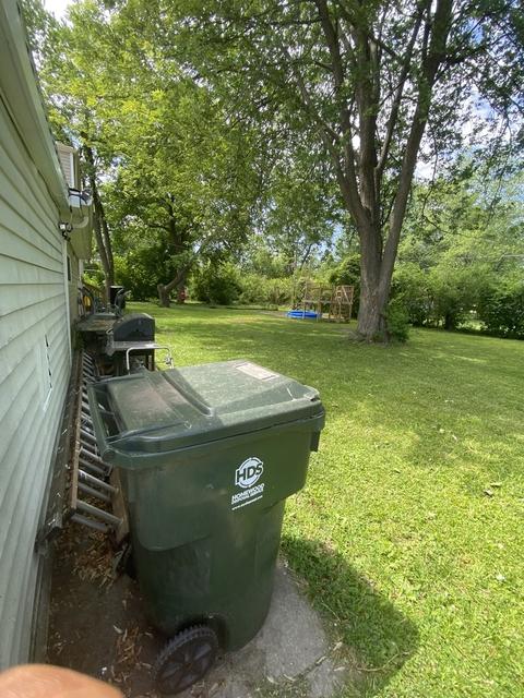15640 Sawyer Ave, Markham, IL 60428 photo 2