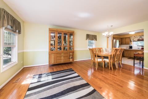 6422 Plainview Rd, Gurnee, IL 60031 photo 3