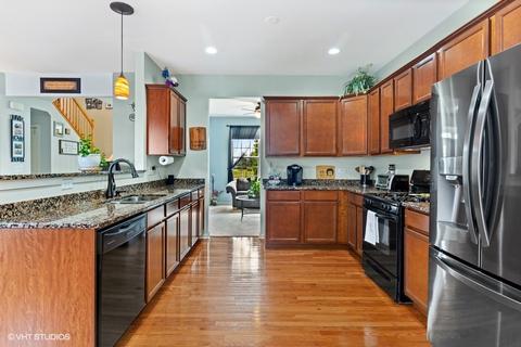 204 Longview Dr, Elgin, IL 60124 photo 7