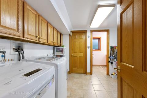 1606 Maple Ave, Northbrook, IL 60062 photo 10