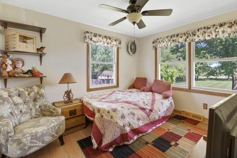 40 W871 Lenz Rd, Elgin, IL 60124 photo 12