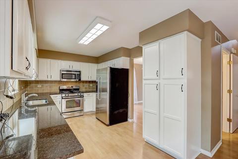3159 Compton Rd, Aurora, IL 60504 photo 9