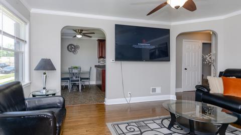 625 E 102nd Pl, Chicago, IL 60628 photo 4