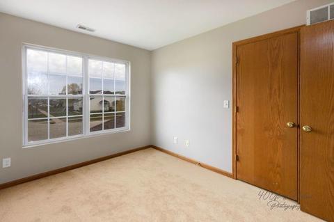 216 Cobblestone Cir, Harvard, IL 60033 photo 15