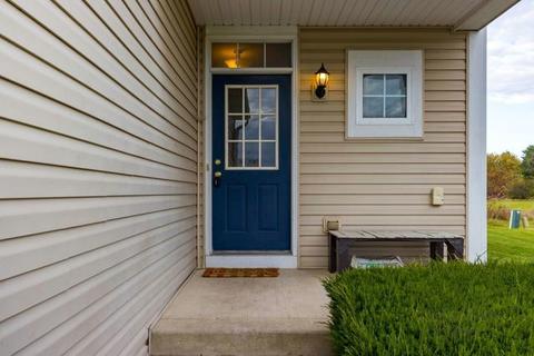 216 Cobblestone Cir, Harvard, IL 60033 photo 2