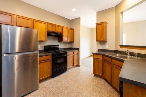 216 Cobblestone Cir, Harvard, IL 60033 photo 5