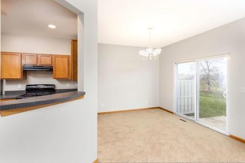 216 Cobblestone Cir, Harvard, IL 60033 photo 7