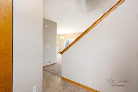 216 Cobblestone Cir, Harvard, IL 60033 photo 12