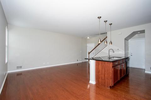 2424 Evergreen Cir, Mchenry, IL 60050 photo 8
