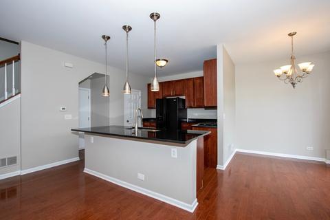 2424 Evergreen Cir, Mchenry, IL 60050 photo 7