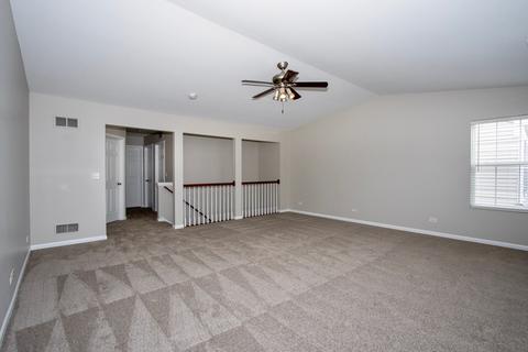 2424 Evergreen Cir, Mchenry, IL 60050 photo 13