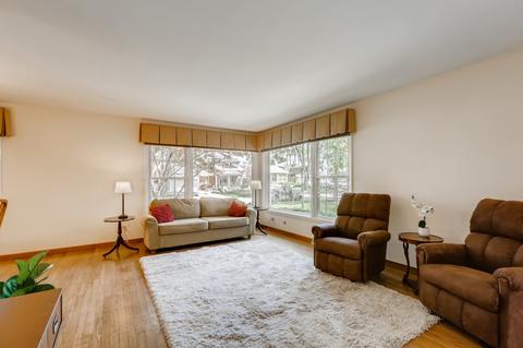 1109 E Alder Ln, Mount Prospect, IL 60056 photo 5