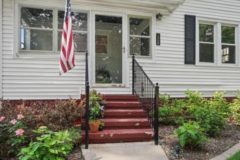 508 Hovey Ave, Normal, IL 61761 photo 2