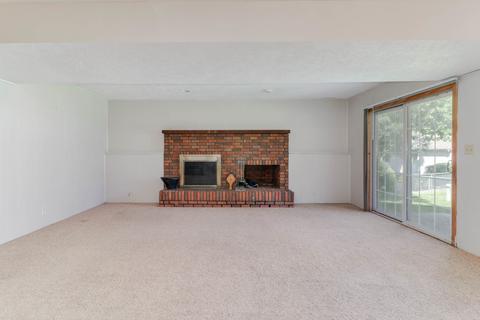 210 Cornell Dr, Normal, IL 61761 photo 24