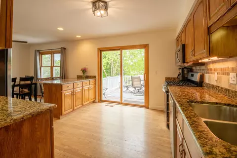 949 Mayfield St, Cary, IL 60013 photo 16