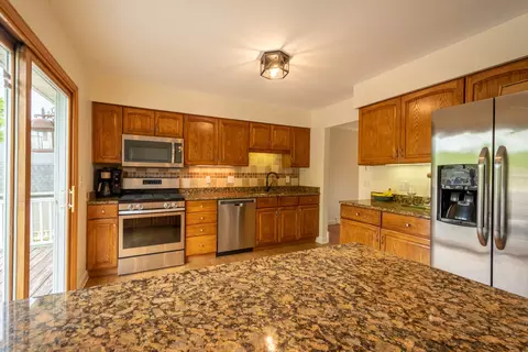 949 Mayfield St, Cary, IL 60013 photo 15