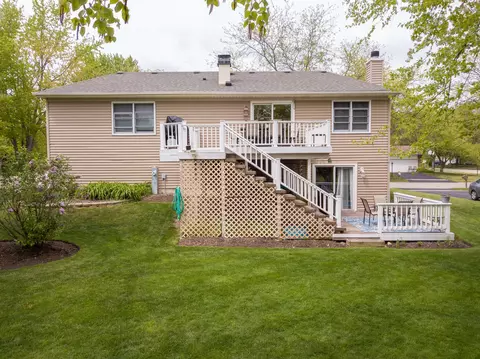 949 Mayfield St, Cary, IL 60013 photo 3