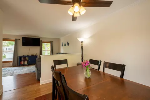 949 Mayfield St, Cary, IL 60013 photo 10