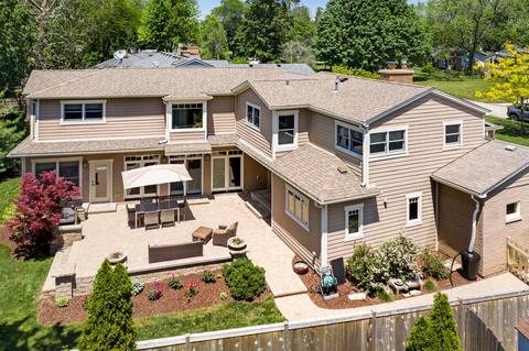 1008 Gamon Rd, Wheaton, IL 60189 photo 4