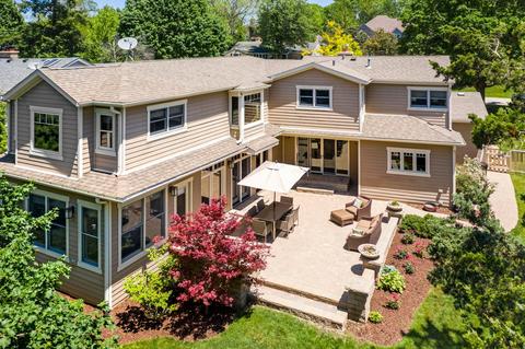 1008 Gamon Rd, Wheaton, IL 60189 photo 5