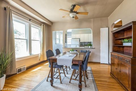 570 E 13th St, Lockport, IL 60441 photo 5