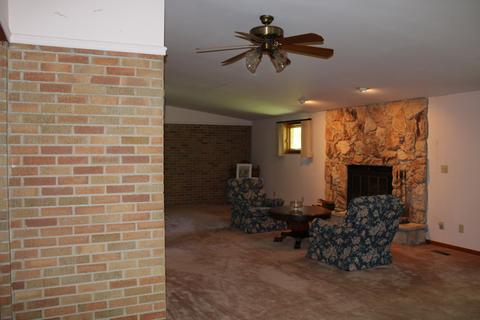 35 Cypress Dr, Clinton, IL 61727 photo 7