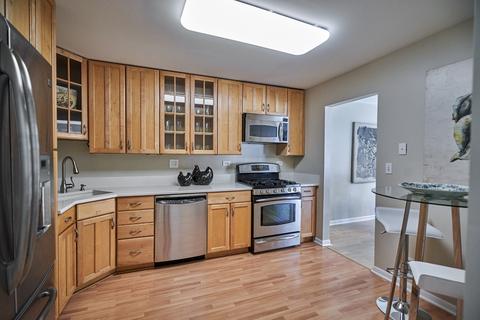 607 Pheasant Ln, Deerfield, IL 60015 photo 10