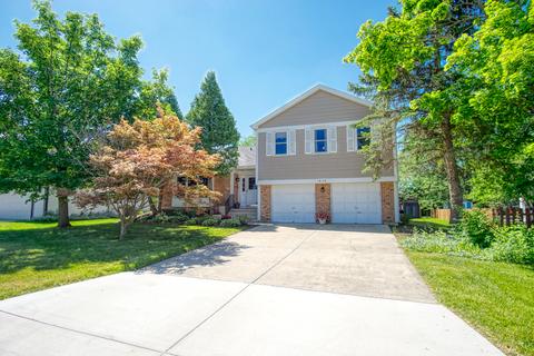 1650 Ivy Ct E, Wheaton, IL 60189 photo 1
