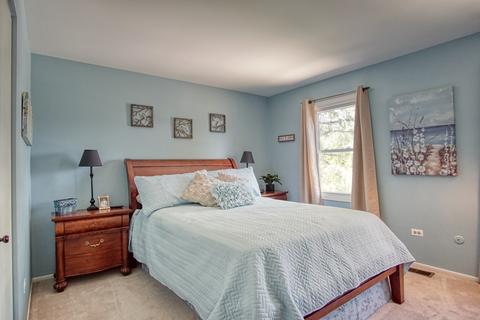 1650 Ivy Ct E, Wheaton, IL 60189 photo 29