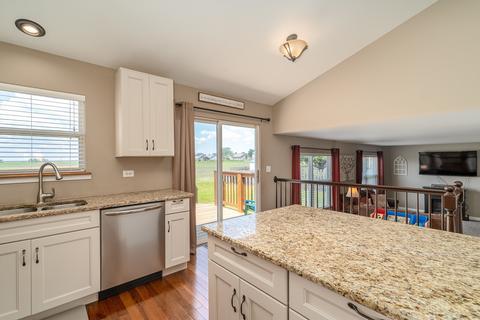 1503 Creekside Cir, Minooka, IL 60447 photo 8