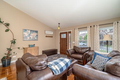 1503 Creekside Cir, Minooka, IL 60447 photo 3