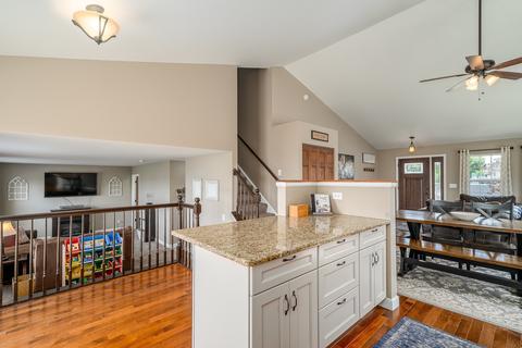 1503 Creekside Cir, Minooka, IL 60447 photo 9