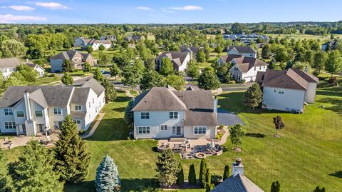 3502 Links Ct, Elgin, IL 60124 photo 4