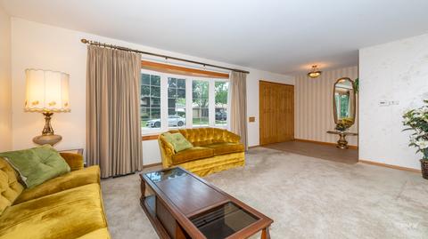 35 S Highview Ave, Addison, IL 60101 photo 5