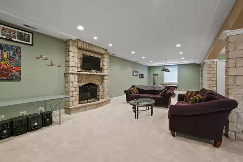 2319 Douglas Ave, Des Plaines, IL 60018 photo 40