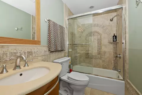 2319 Douglas Ave, Des Plaines, IL 60018 photo 28