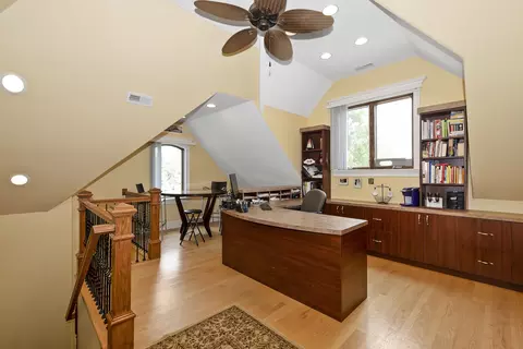 2319 Douglas Ave, Des Plaines, IL 60018 photo 33