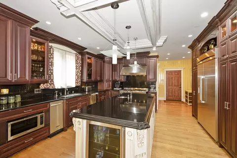 2319 Douglas Ave, Des Plaines, IL 60018 photo 13