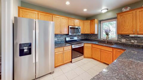 503 Feeney Dr, Minooka, IL 60447 photo 10