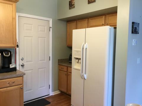 2385 Sunshine Ln, Aurora, IL 60503 photo 8