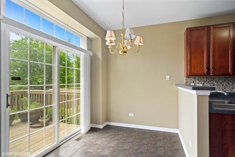 5457 Mcdonough Rd, Hoffman Estates, IL 60192 photo 5