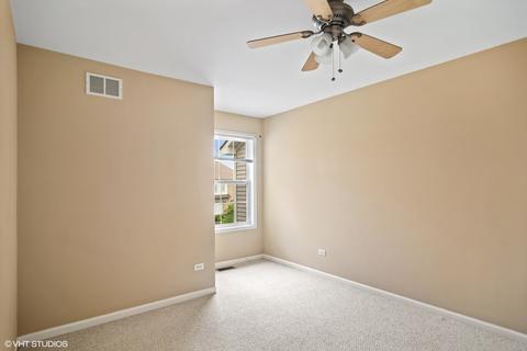 5457 Mcdonough Rd, Hoffman Estates, IL 60192 photo 10