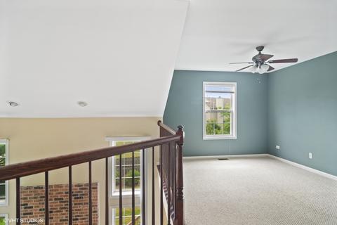 5457 Mcdonough Rd, Hoffman Estates, IL 60192 photo 7