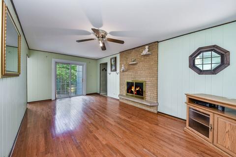 1891 Doncaster Ct, Wheaton, IL 60189 photo 8