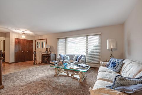 402 Jefferson Ct, Wheeling, IL 60090 photo 5