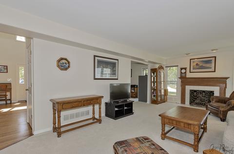 235 Arquilla Dr, Algonquin, IL 60102 photo 12