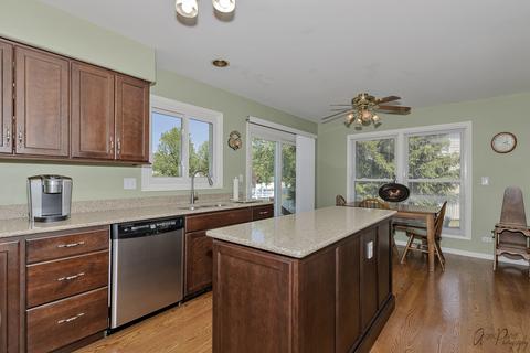 235 Arquilla Dr, Algonquin, IL 60102 photo 17