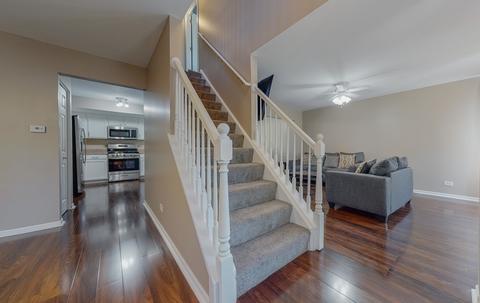 1130 Symphony Dr, Aurora, IL 60504 photo 3