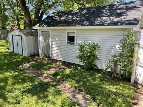 303 Ash Ave, Morrison, IL 61270 photo 3