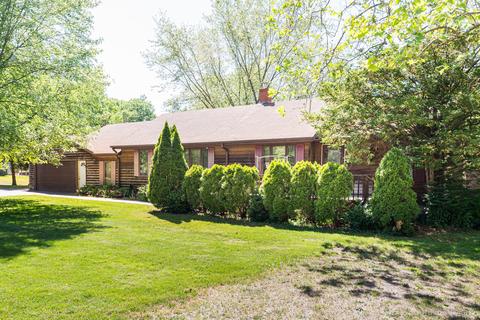 8054 S Delaware St, Dixon, IL 61021 photo 2